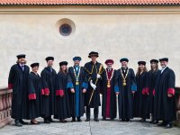 Promoce v zámku v Kostelci n.Č.l.
